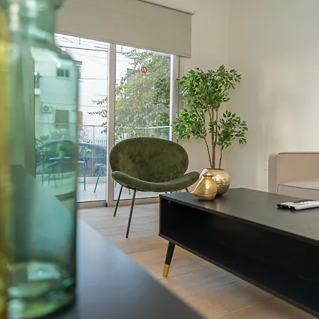 Apartament Near Center 1 Bedroom Flat Nikozja