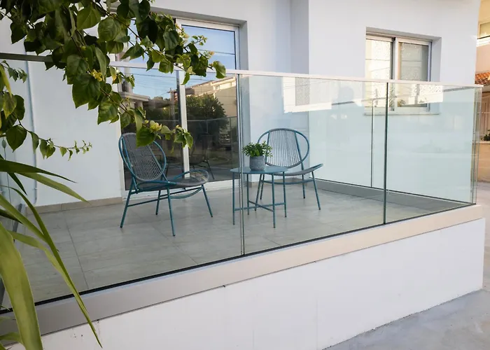 Near Center 1 Bedroom Flat