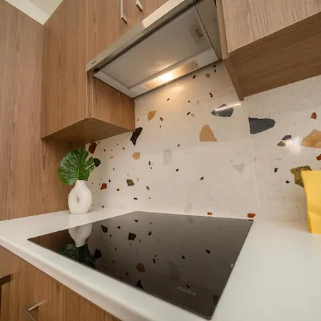 דירה Near Center 1 Bedroom Flat *