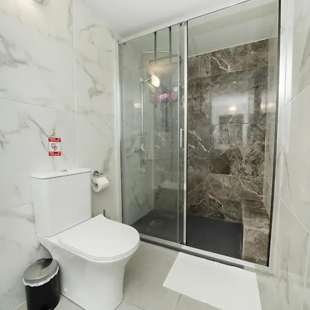 דירה Near Center 1 Bedroom Flat *